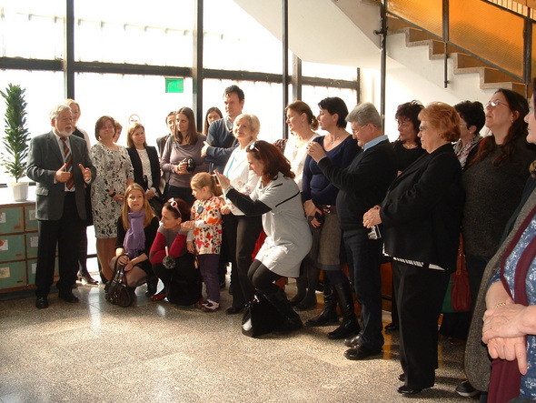 Iskolánkban rendezte a Magyarországi Montessori Egyesület a rendkívüli közgyűlését, ahol Méhes Verától búcsúztunk.